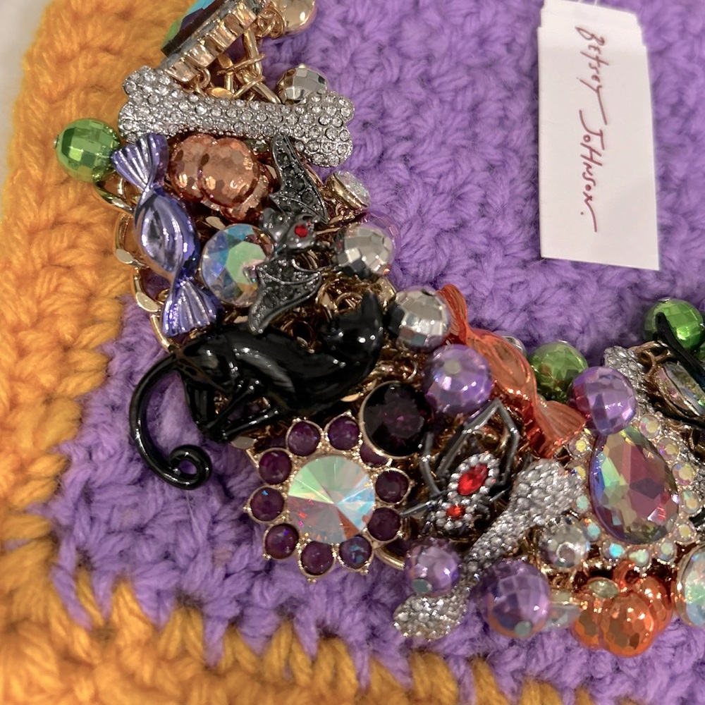 NWT Betsey Johnson Halloween Charm Bib Chain Necklace - Picture 5 of 8